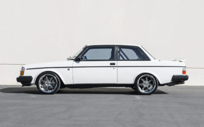 Volvo 242 swap T5R – Le parpaing viking