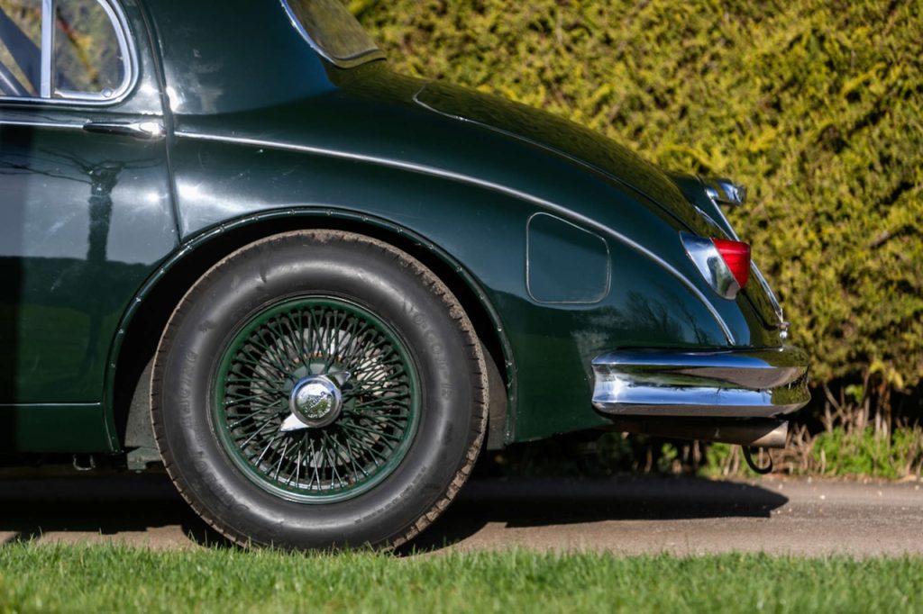 Jaguar 3.4 Saloon... Une Mk1 dans la course ! 11