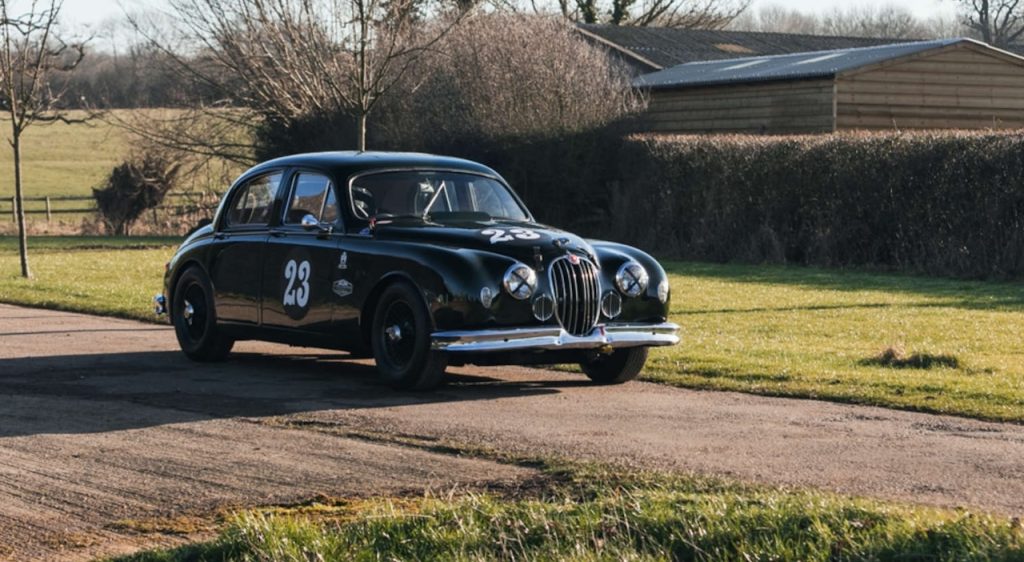 Jaguar 3.4 Saloon... Une Mk1 dans la course ! 8