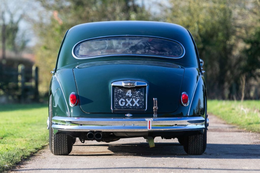 Jaguar 3.4 Saloon... Une Mk1 dans la course ! 5