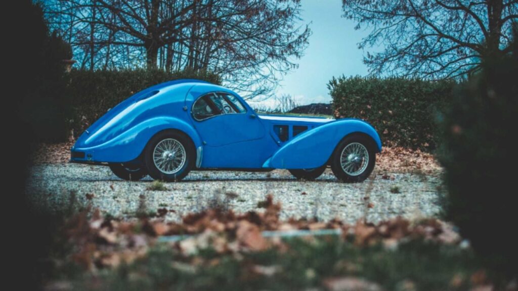 Bugatti Type 57 Aérolithe... ou appelez la Atlantic 29