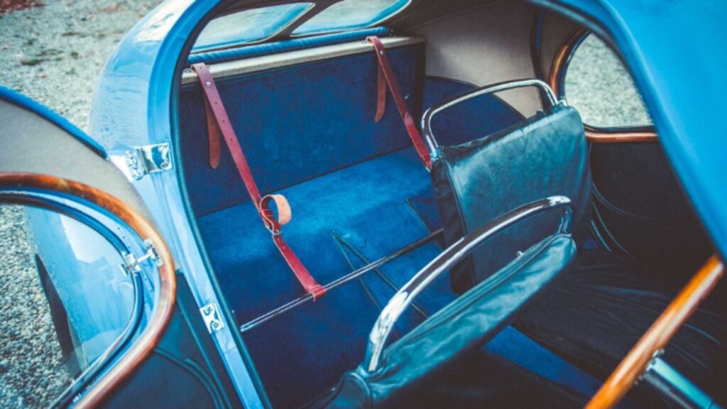 Bugatti Type 57 Aérolithe... ou appelez la Atlantic 11