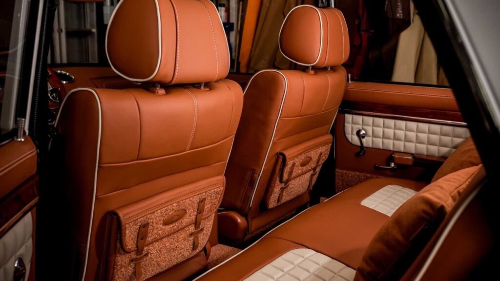 AvtoVAZ Lada 2101... A moins que ce soit une Bentley ! 9