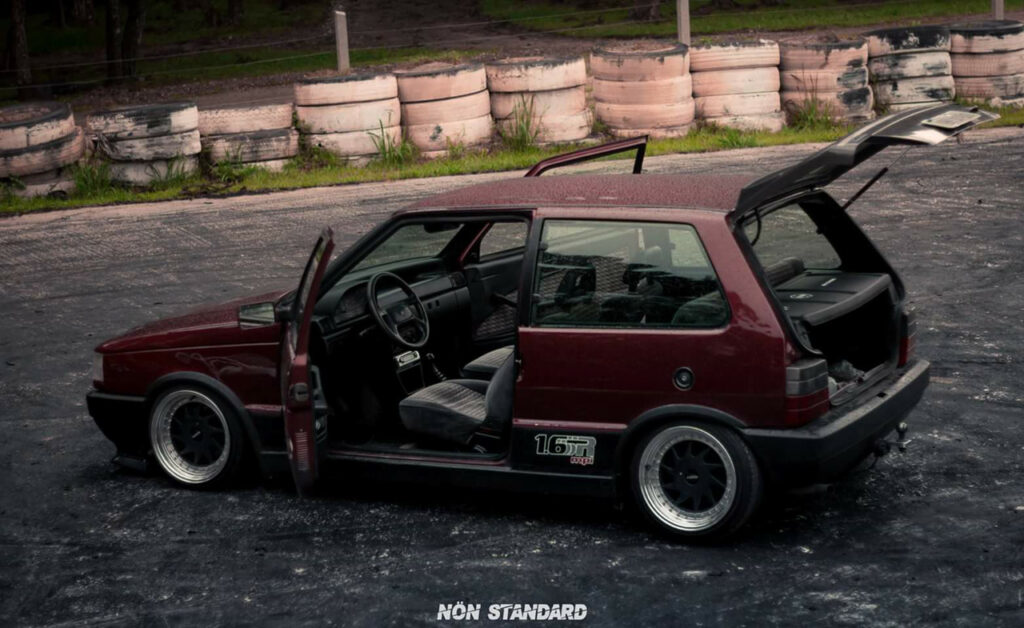 Fiat Uno 1.6 R MPi... L'autre sportive de la famille ! 12