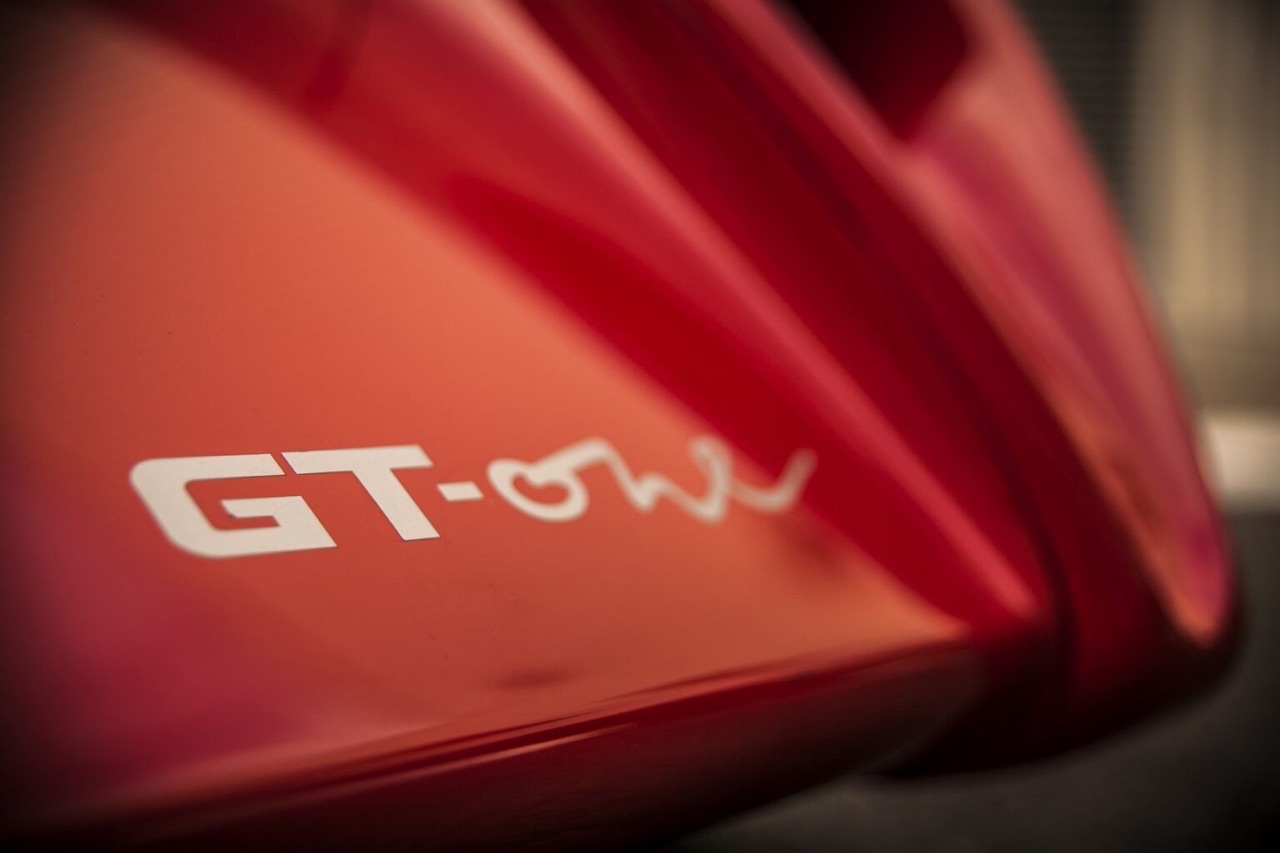 Toyota GT-One Street Legal : Du pur délire ! 12