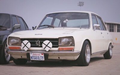 Slammed Peugeot 504… C&rsquo;est loin l&rsquo;Indonésie ?!