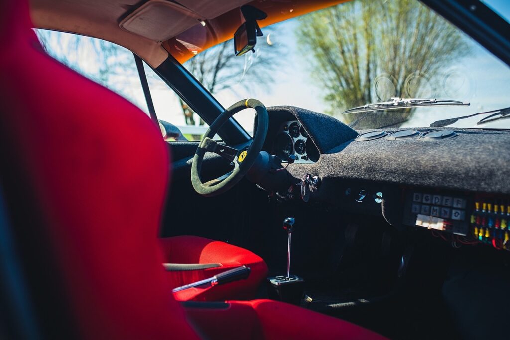 Ferrari 308 GTB LM Evocation - Rencontre avec une inconnue ! 12