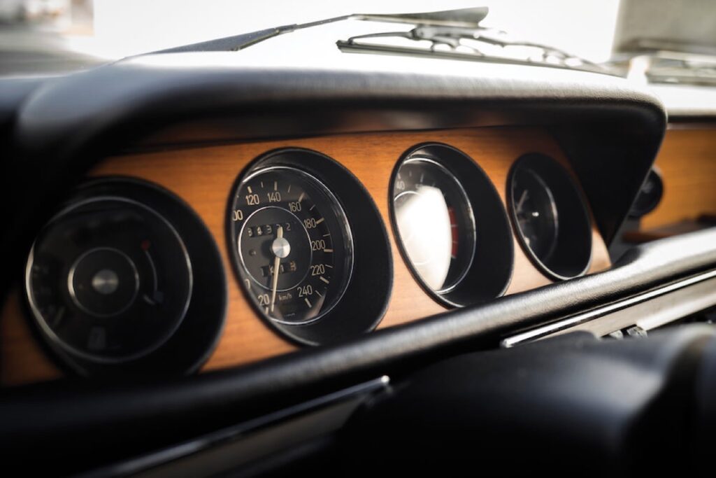 '73 BMW E9 3.5 CSi... 3.5 ?! 16