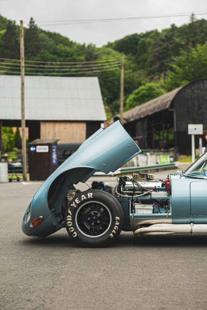 '64 Jaguar Type E + V8 427 ci... Egal, la plus méchante de toutes ! 14