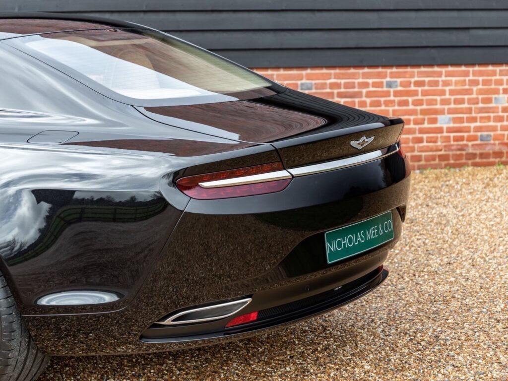 Lagonda Taraf - Braquage à l'anglaise ! 9
