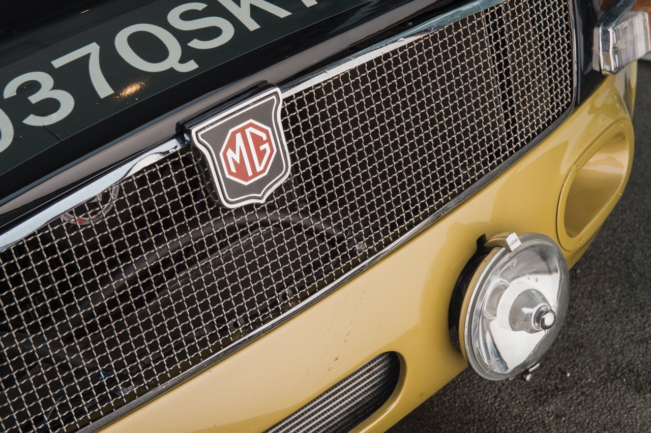 '69 MGC GTS Sebring - Gentlemen, start your engine ! 13