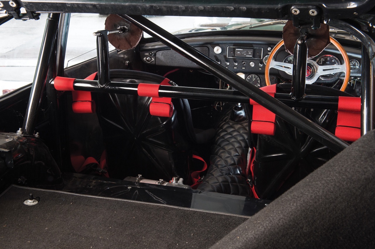 '69 MGC GTS Sebring - Gentlemen, start your engine ! 7
