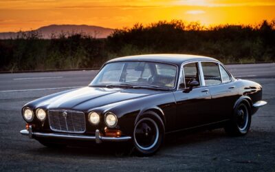 &rsquo;73 Jaguar XJ6 V8 – Un coeur Chevy pour un look custom !