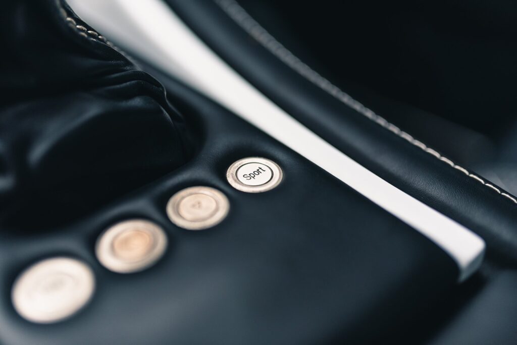 Wiesmann MF5... La Cobra allemande ! 10