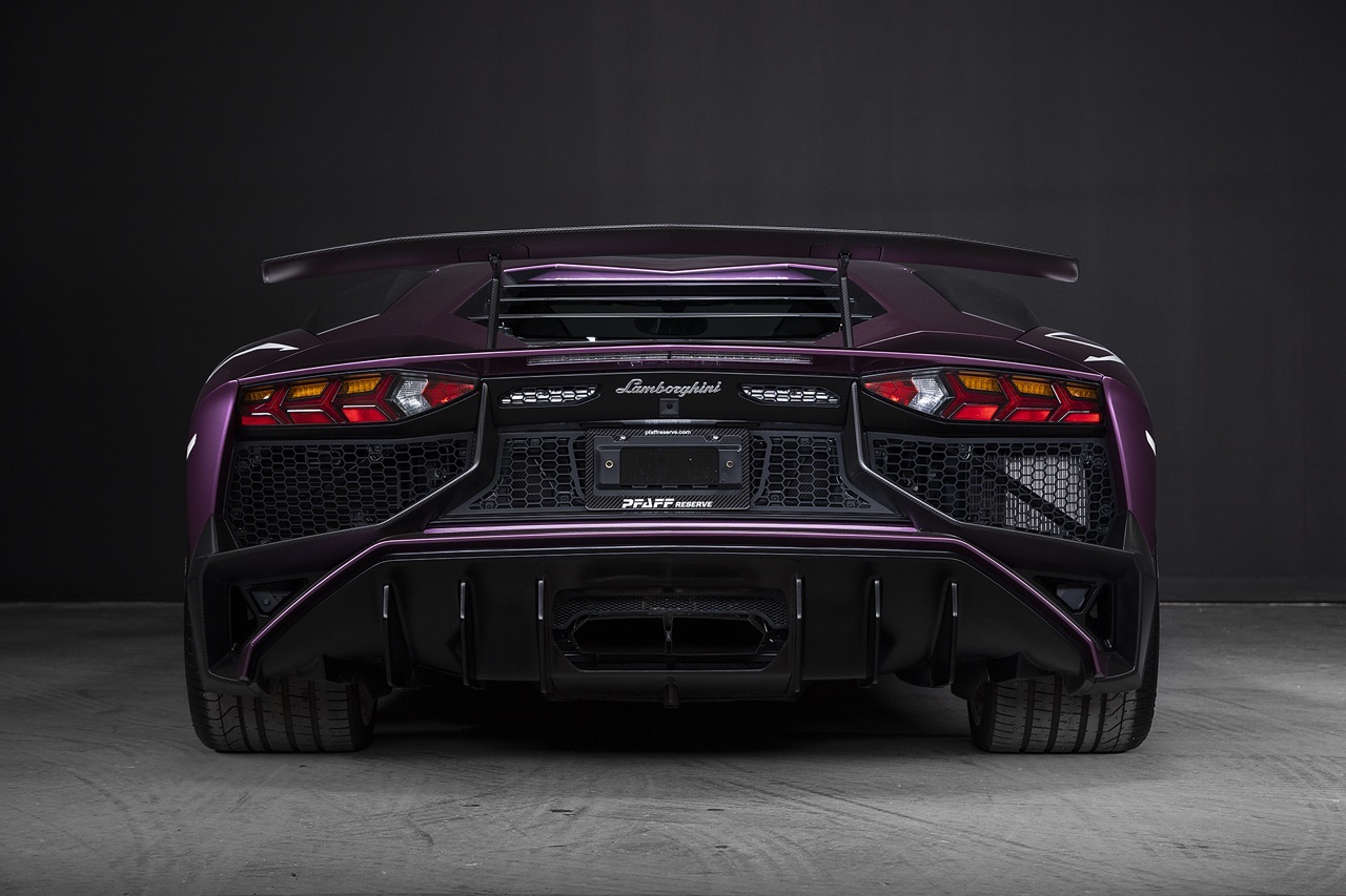 Lamborghini Aventador LP750-4 SV - Quand le taureau se fait violet ! 2