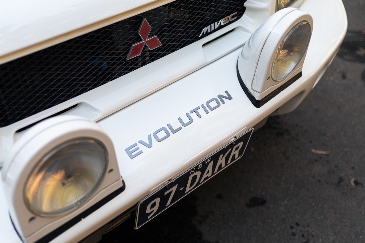 Mitsubishi Pajero Evolution - "King of the Dakar" 11