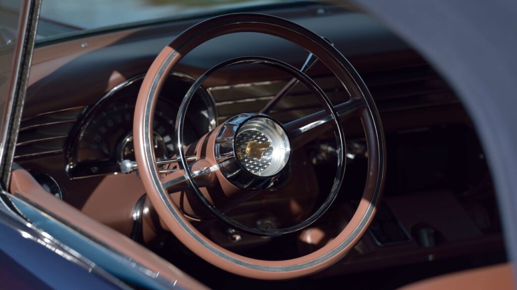 '56 Pontiac Star Chief Cab - Custom à 1 million ! 21