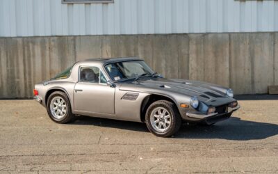 &rsquo;73 TVR 2500M small block ! Parce que 8 c&rsquo;est mieux que 6…