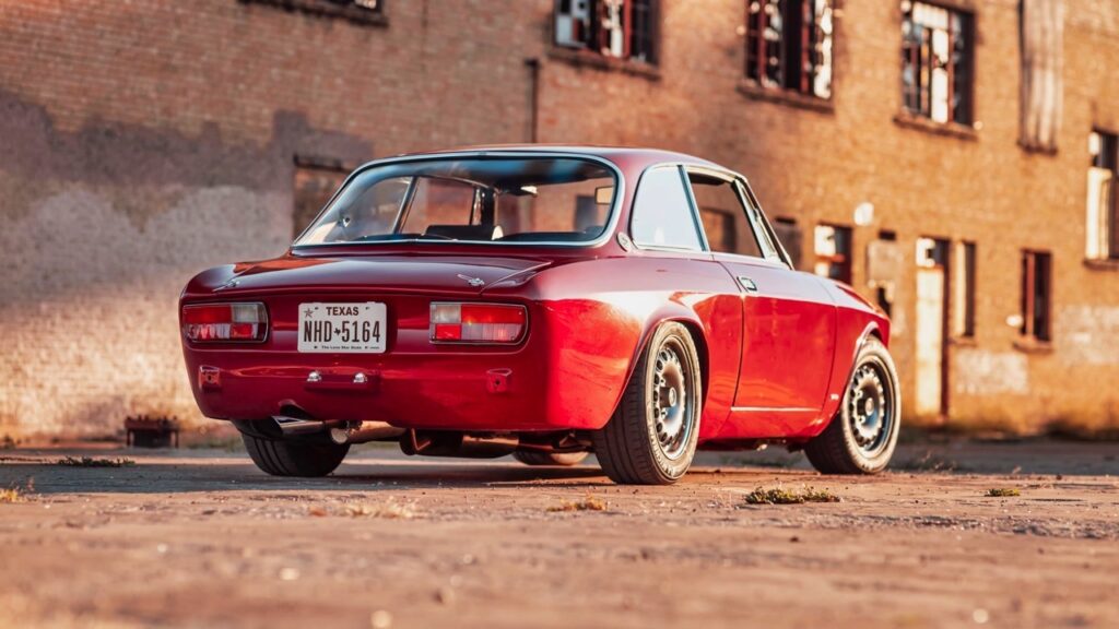 '74 Alfa 2000 GT Veloce ou plutôt Alfaholics GTA R ! Restomod al dente... 9