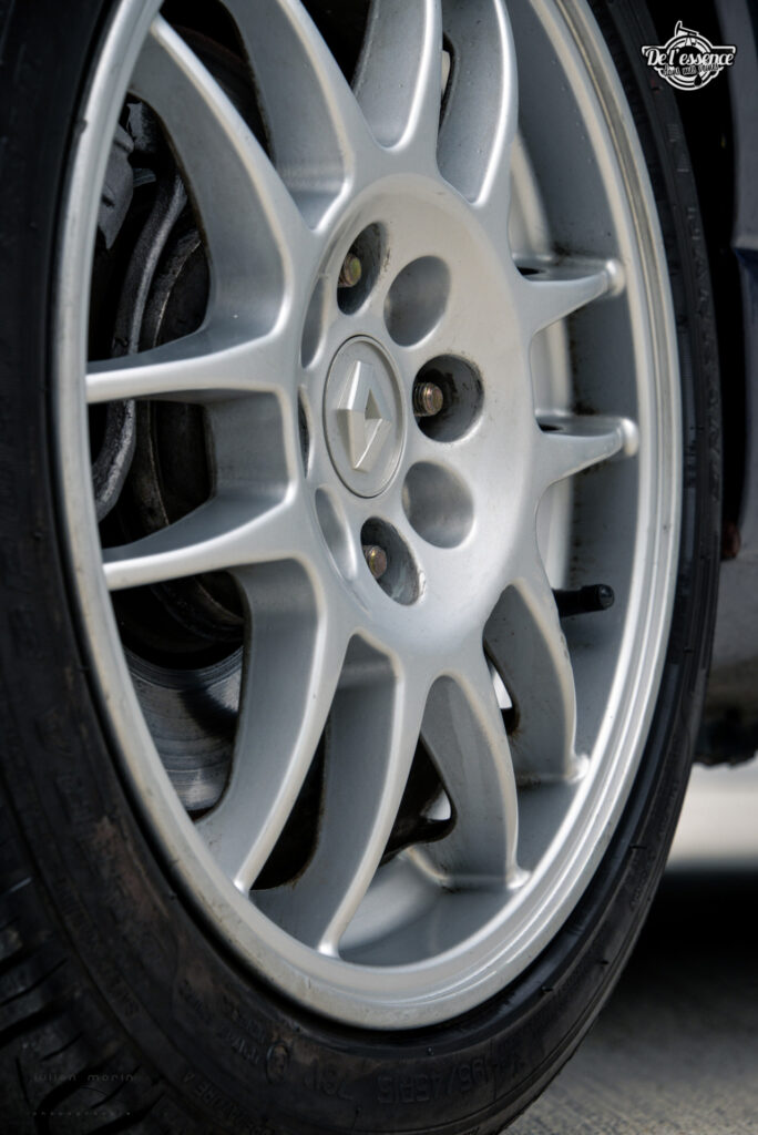 Ludo's Renault Twingo... Sleeper Initiale RS ! 19