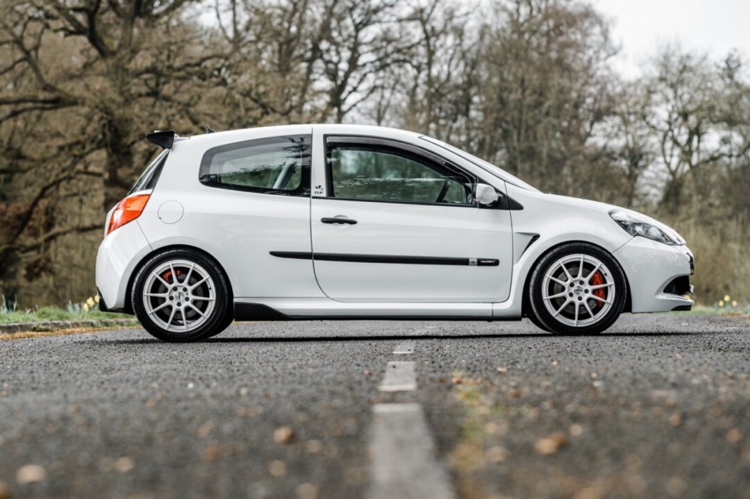 Clio RS Cup swap Megane R26 - Appelez la Meglio De l'essence dans mes ...
