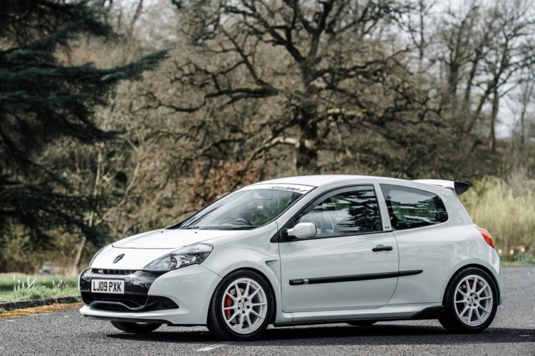Clio RS Cup swap Megane R26 - Appelez la Meglio De l'essence dans mes ...