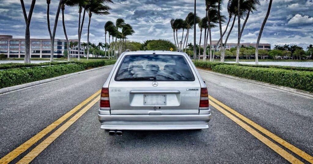 Mercedes E36 AMG Break - Officielle et officieuse ! 8