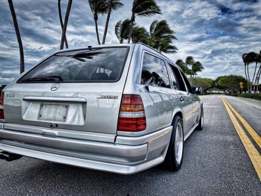 Mercedes E36 AMG Break - Officielle et officieuse ! 7