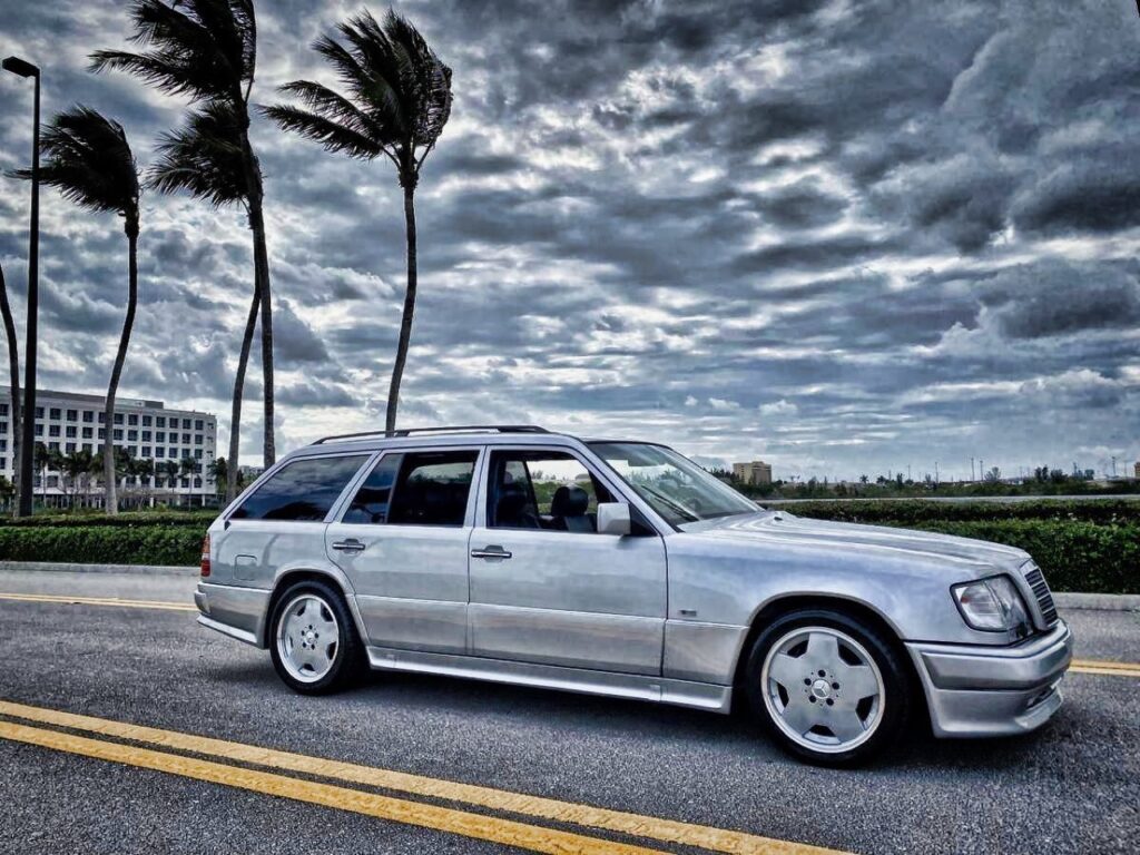 Mercedes E36 AMG Break - Officielle et officieuse ! 6