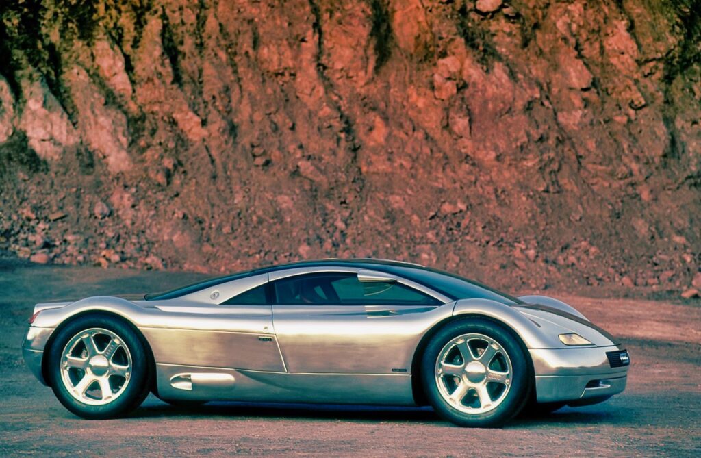 Audi Avus - Alu & W12 pour un hommage à Auto Union 19