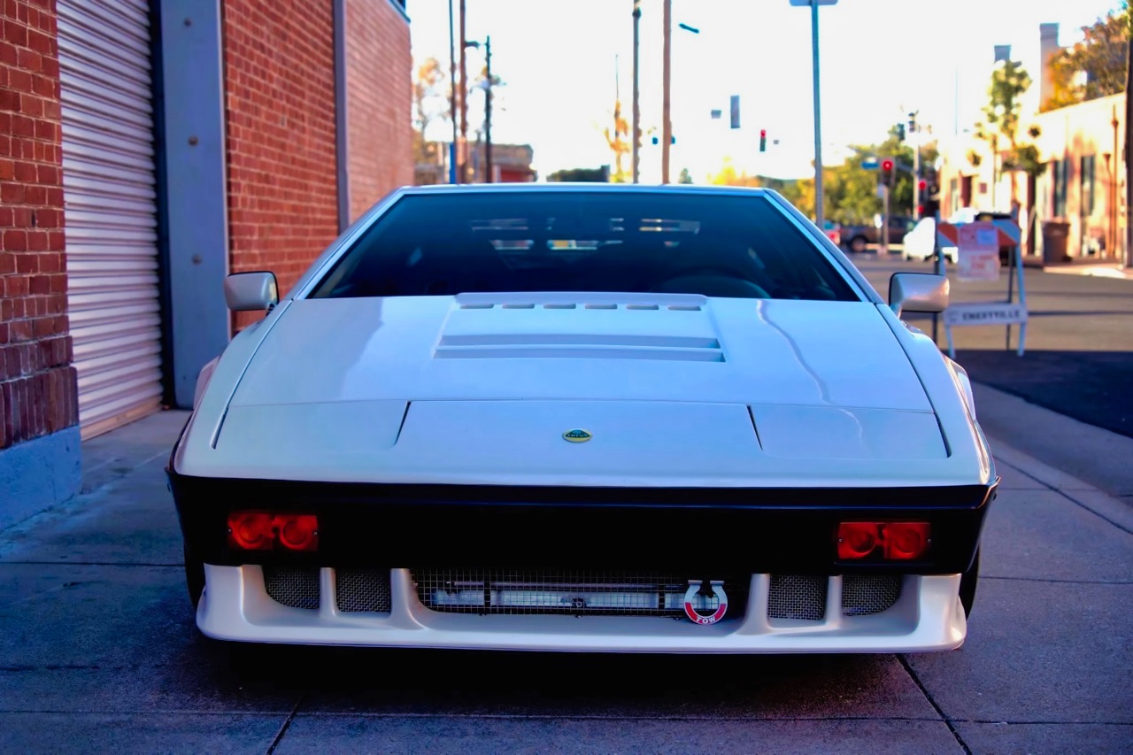 '87 Lotus Esprit Turbo - Restomod avec 450 ch sous l'capot ! 7