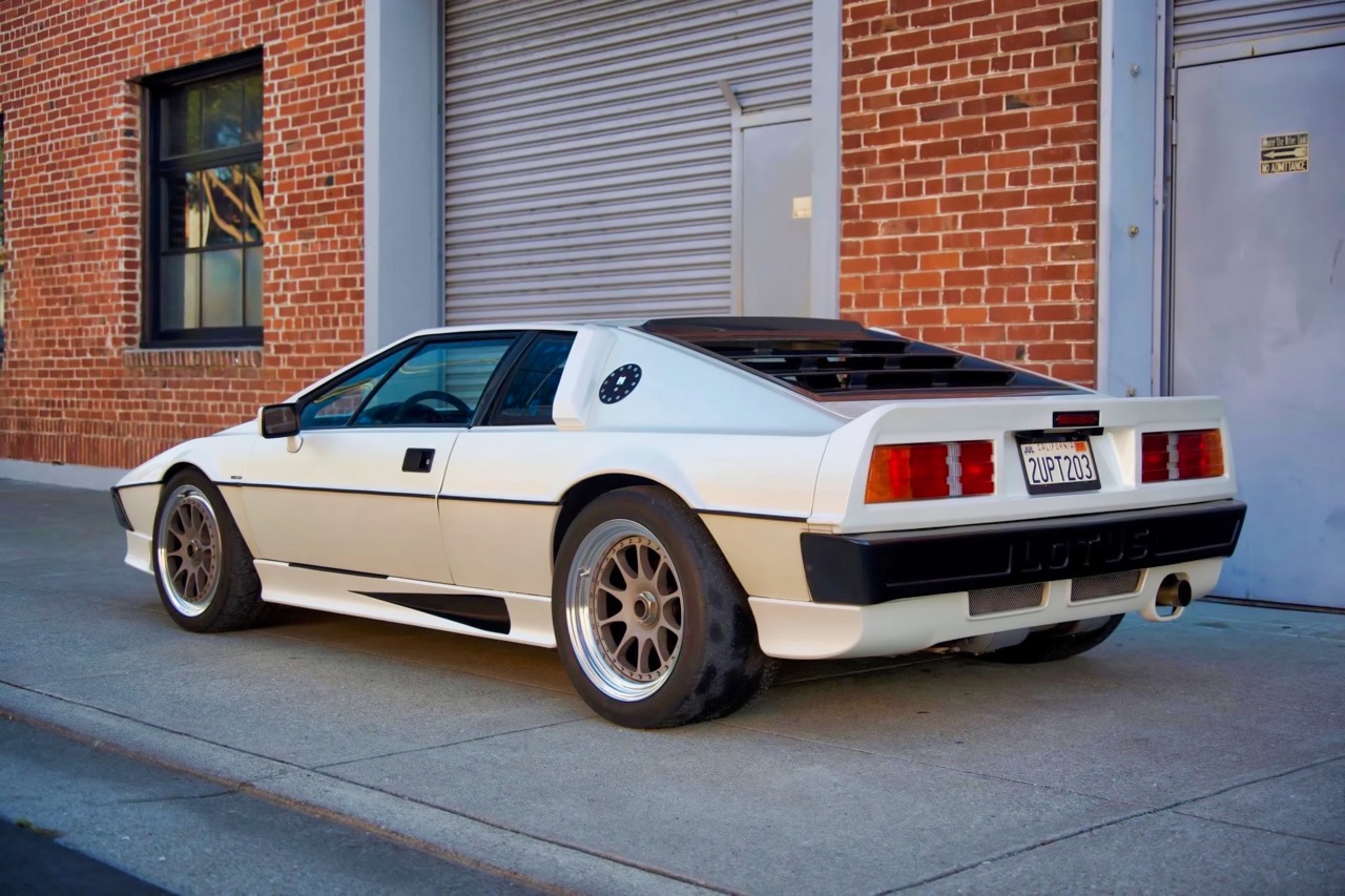 '87 Lotus Esprit Turbo - Restomod avec 450 ch sous l'capot ! 6