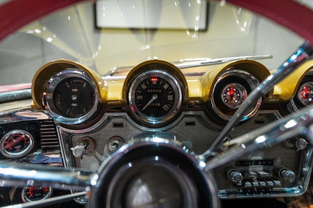 '60 Lincoln Continental MkV coupé - Hot Pink...! 27