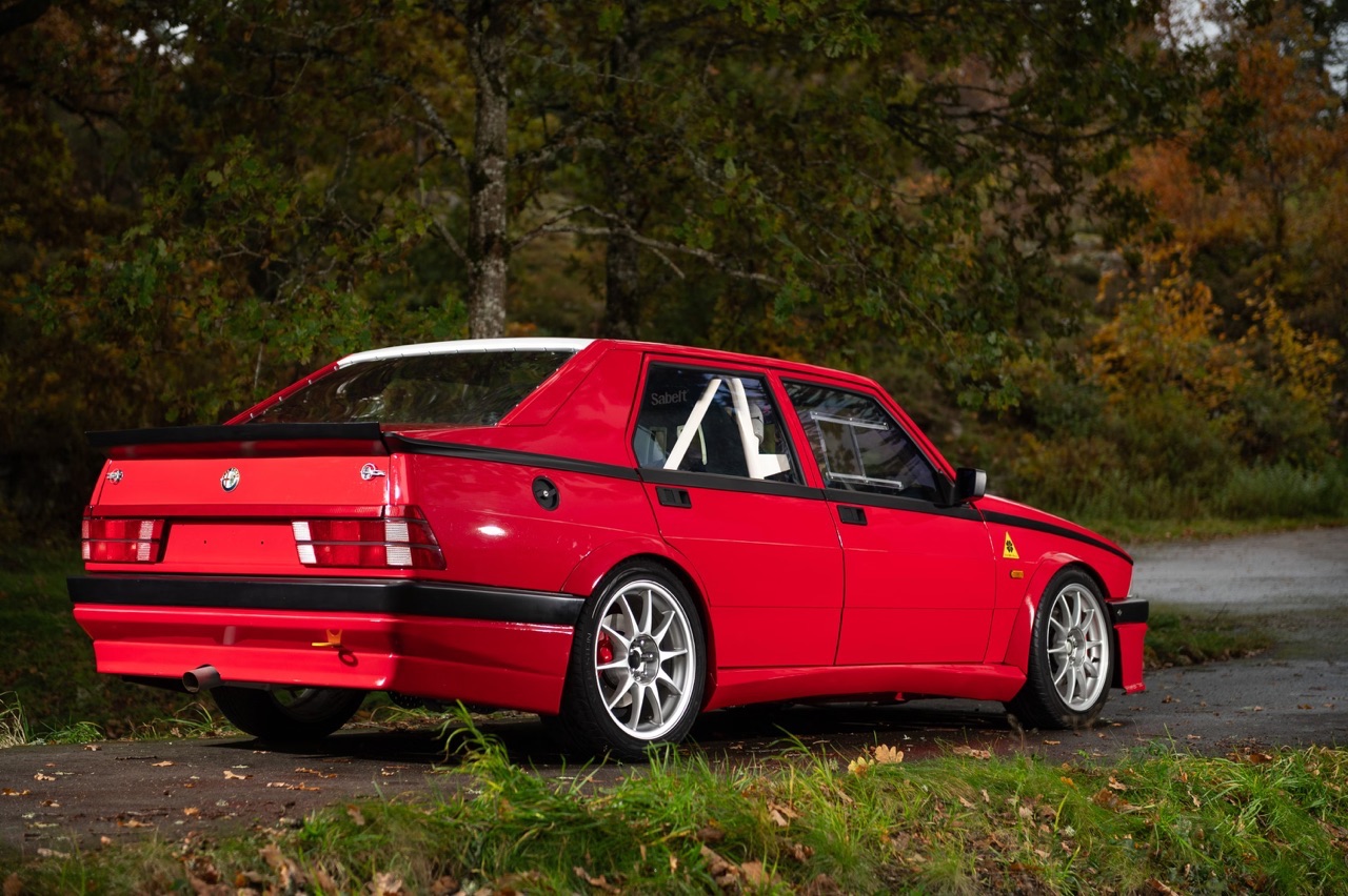 '88 Alfa 75 V6 3.0 l 24s - Al dente ! 5 '88 Alfa 75 V6 3.0 l 24s - Al dente ! 5