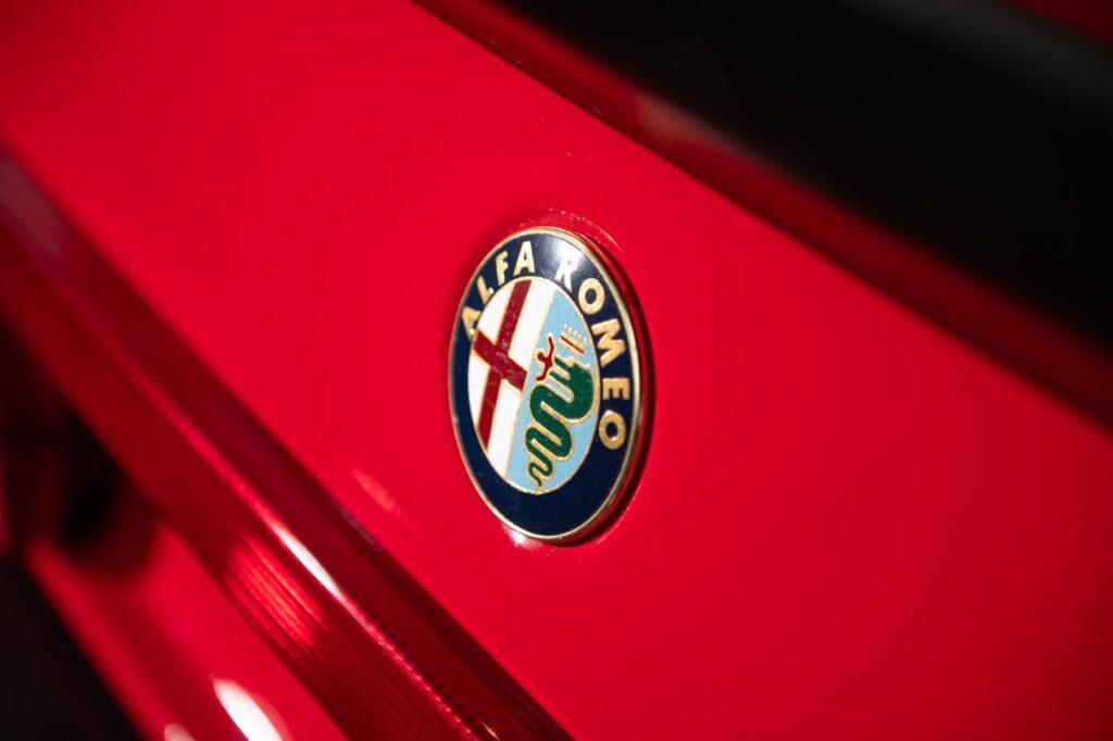 '88 Alfa 75 V6 3.0 l 24s - Al dente ! 27 '88 Alfa 75 V6 3.0 l 24s - Al dente ! 27