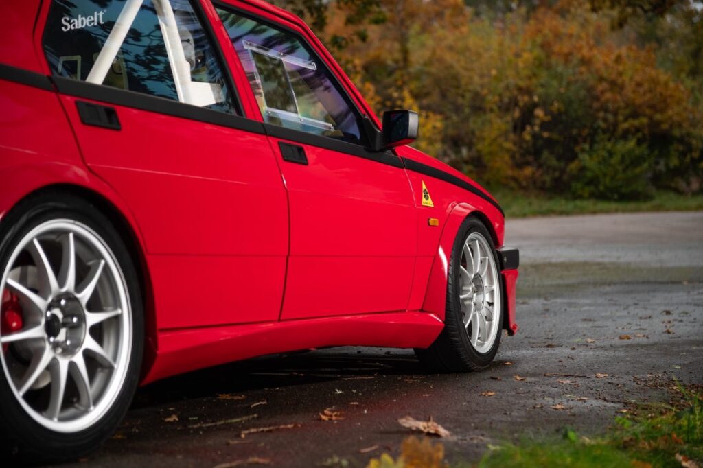 '88 Alfa 75 V6 3.0 l 24s - Al dente ! 26 '88 Alfa 75 V6 3.0 l 24s - Al dente ! 26
