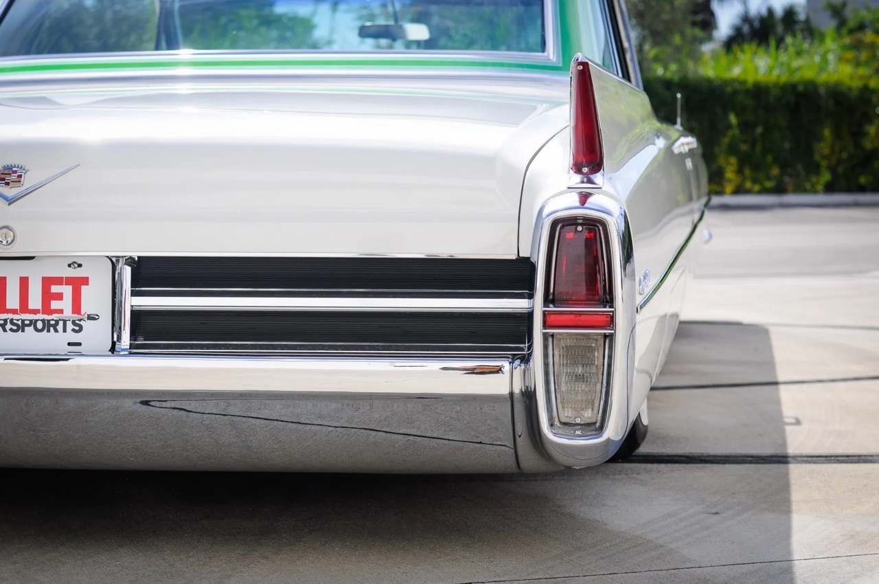 '63 Cadillac Coupé DeVille - Imaginez vous sur la Route 66 ! 10