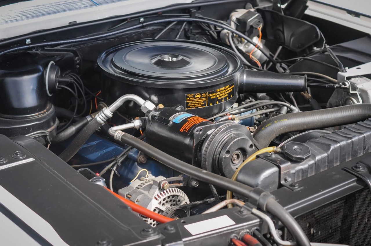 '63 Cadillac Coupé DeVille - Imaginez vous sur la Route 66 ! 12