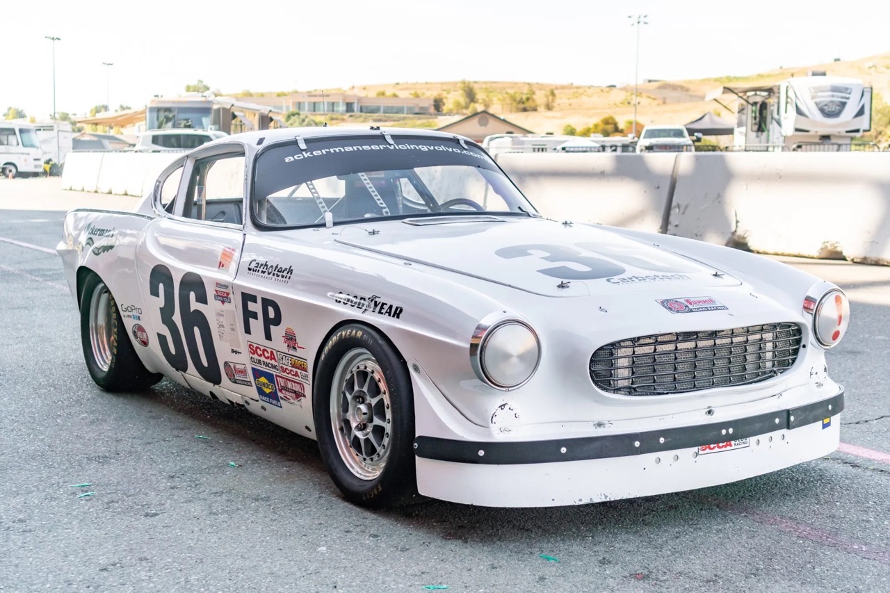 '62 Volvo P1800 racecar - De la rue aux circuits ! 1