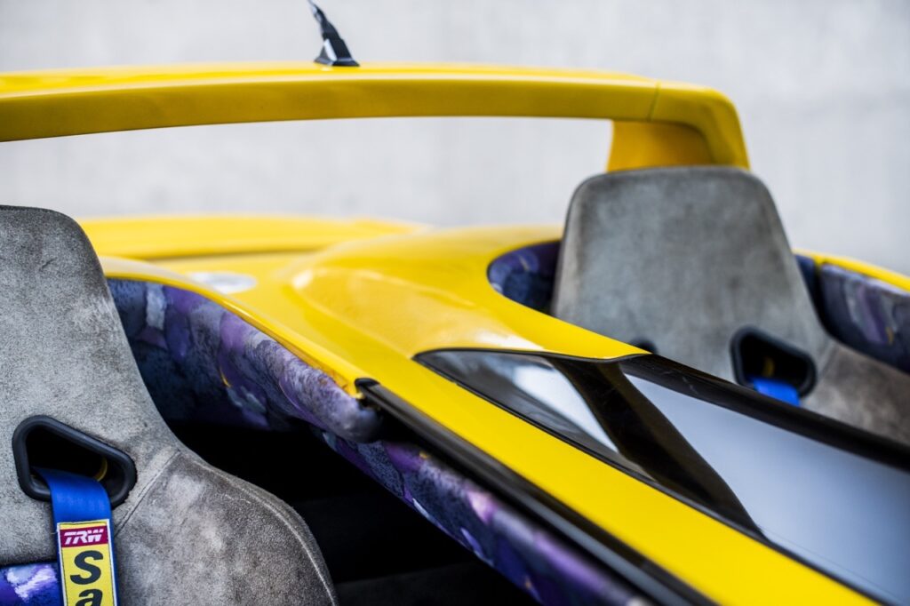 Lotus Elan M200 Speedster - Une Ferrari en maillot de bain ! 12