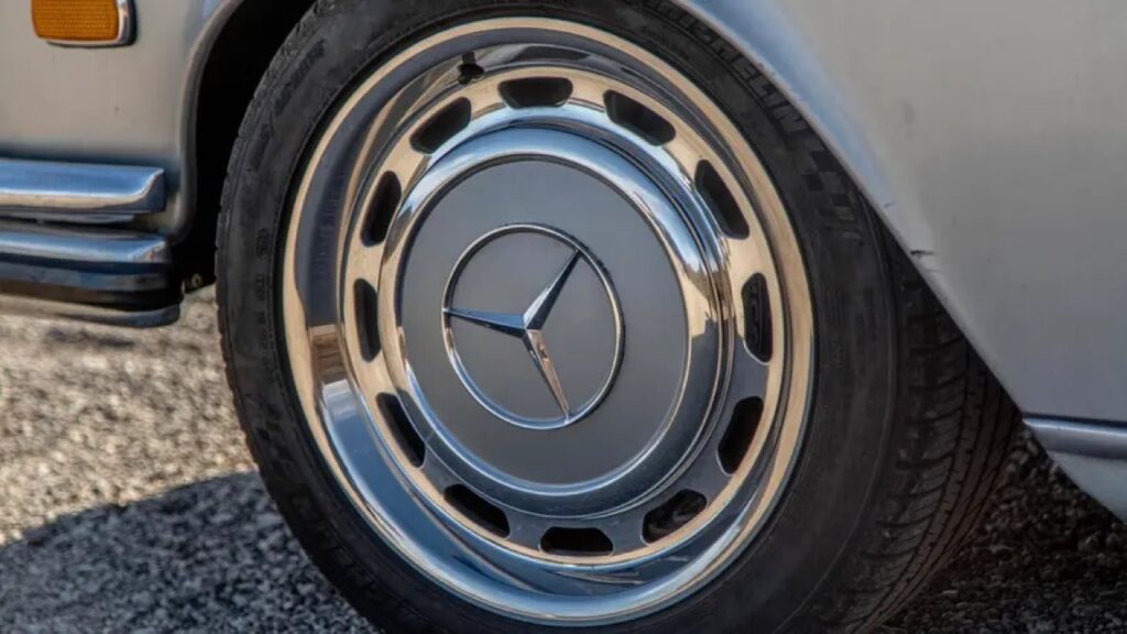 '71 Mercedes 300 SEL ICON - Une Hackflosse pour Zuzubelle ! 16