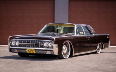 &rsquo;62 Lincoln Continental Custom – De l&rsquo;air et un coyote…