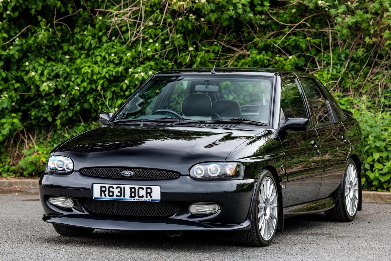 '98 Ford Escort 1.8 GTi Turbo - Une minute de silence ! 28