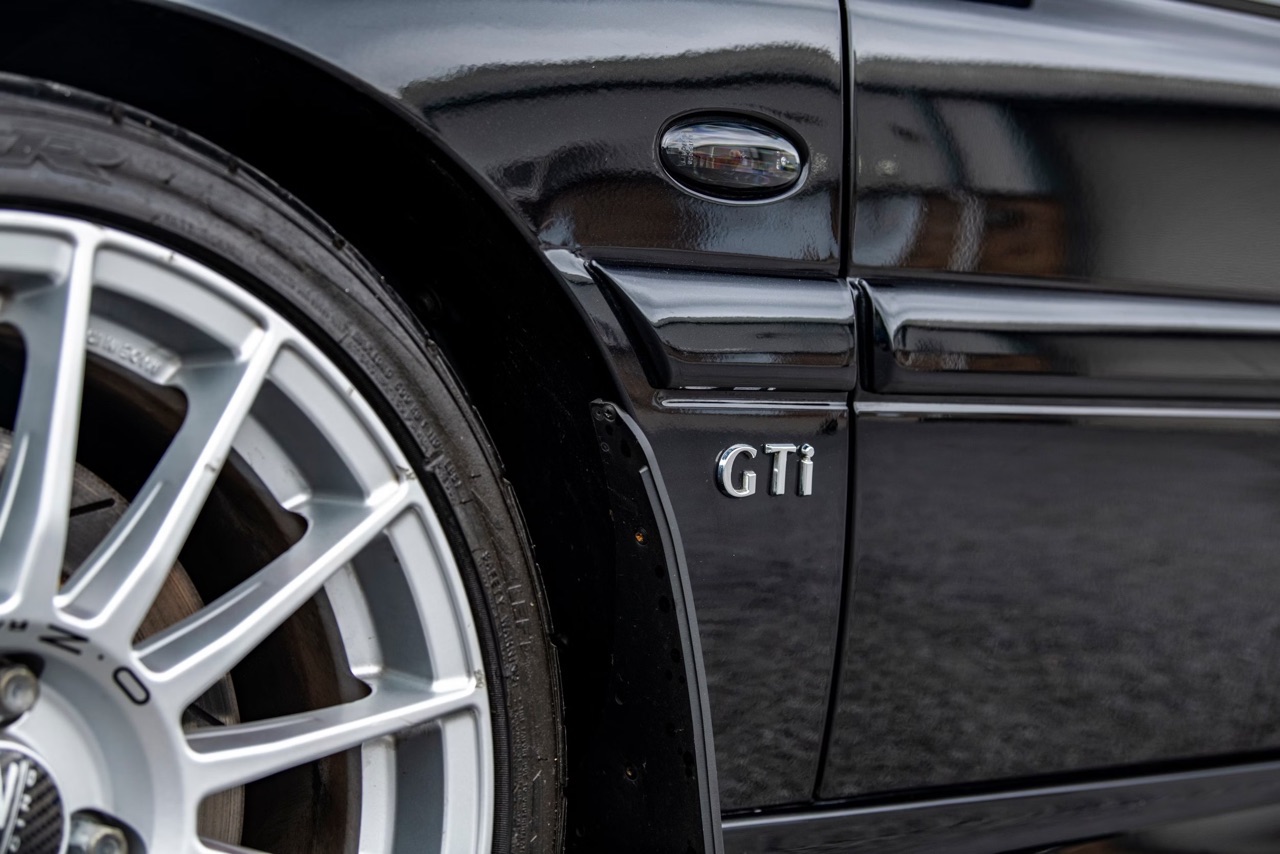 '98 Ford Escort 1.8 GTi Turbo - Une minute de silence ! 6