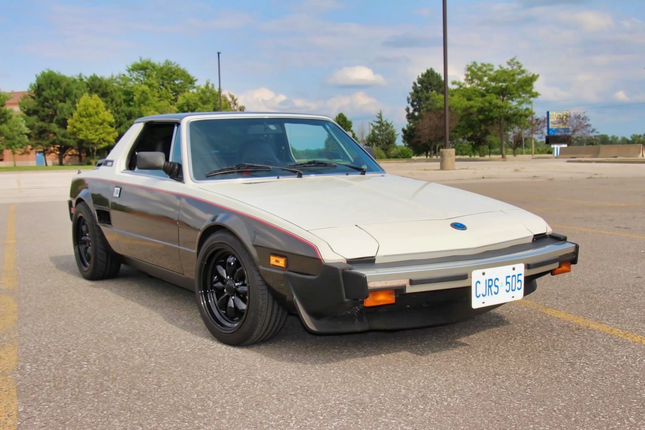 '84 Fiat X1/9... avec un K20 c'est une vraie sportive ! 5