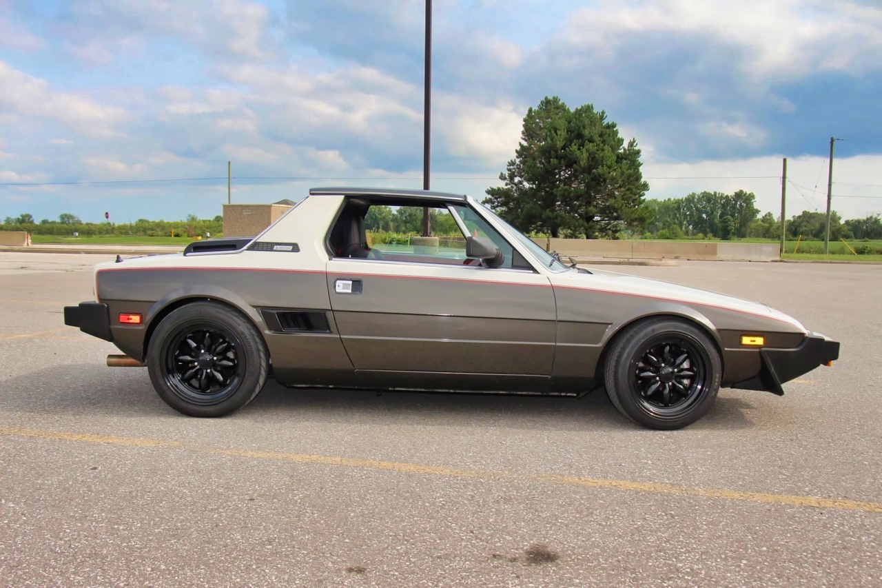 '84 Fiat X1/9... avec un K20 c'est une vraie sportive ! 6