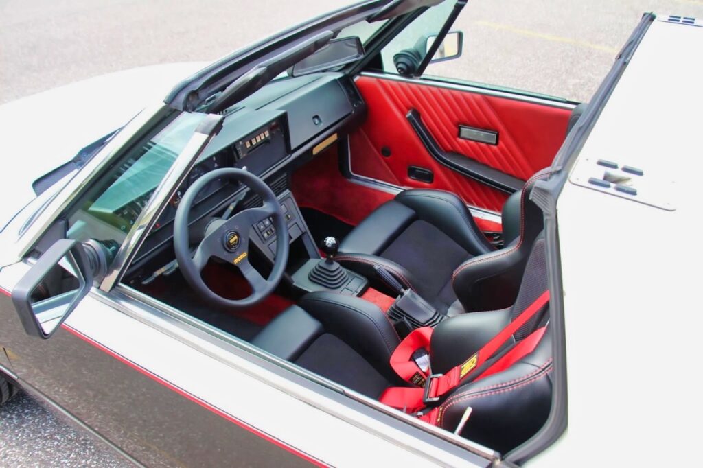 '84 Fiat X1/9... avec un K20 c'est une vraie sportive ! 20