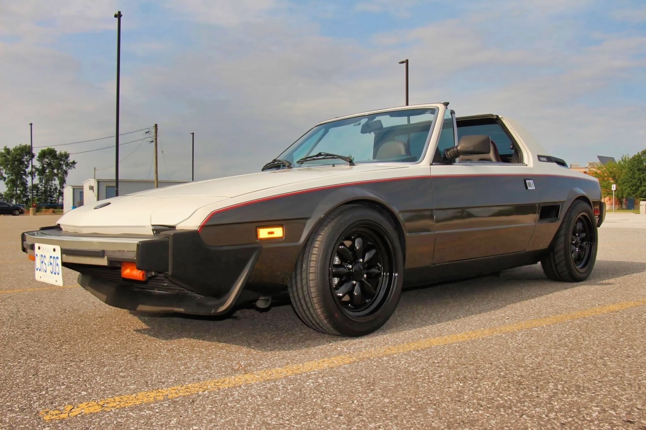 '84 Fiat X1/9... avec un K20 c'est une vraie sportive ! 1