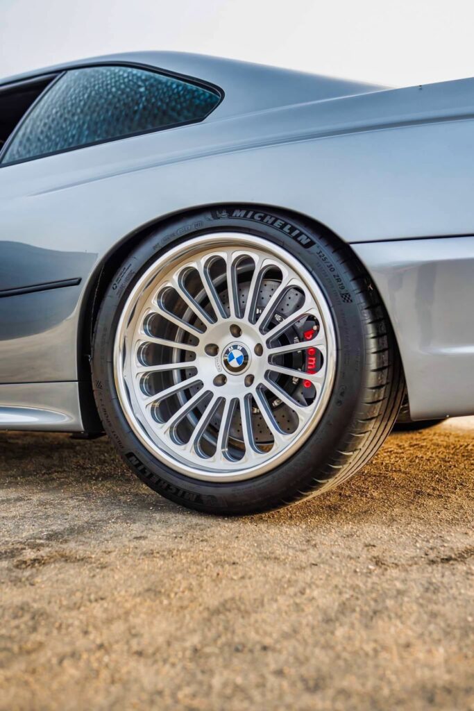 BMW 858 CSL... Parfois, 'suffit juste d'admirer ! 18