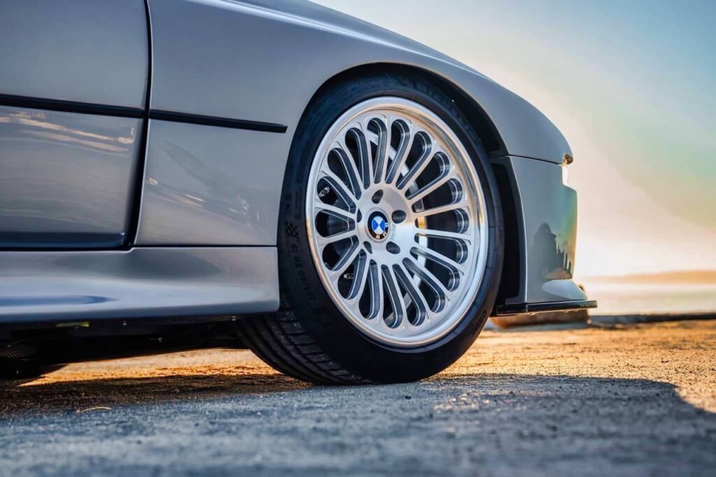 BMW 858 CSL... Parfois, 'suffit juste d'admirer ! 17